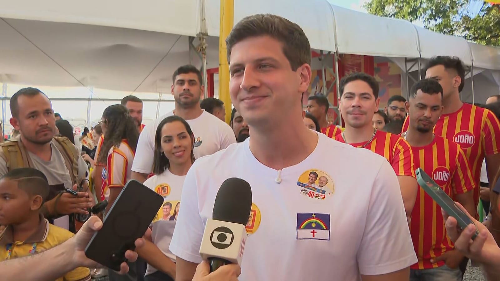 João Campos promete incluir jovens e adultos nos centros TEA estaduais e criar programa de empregabilidade