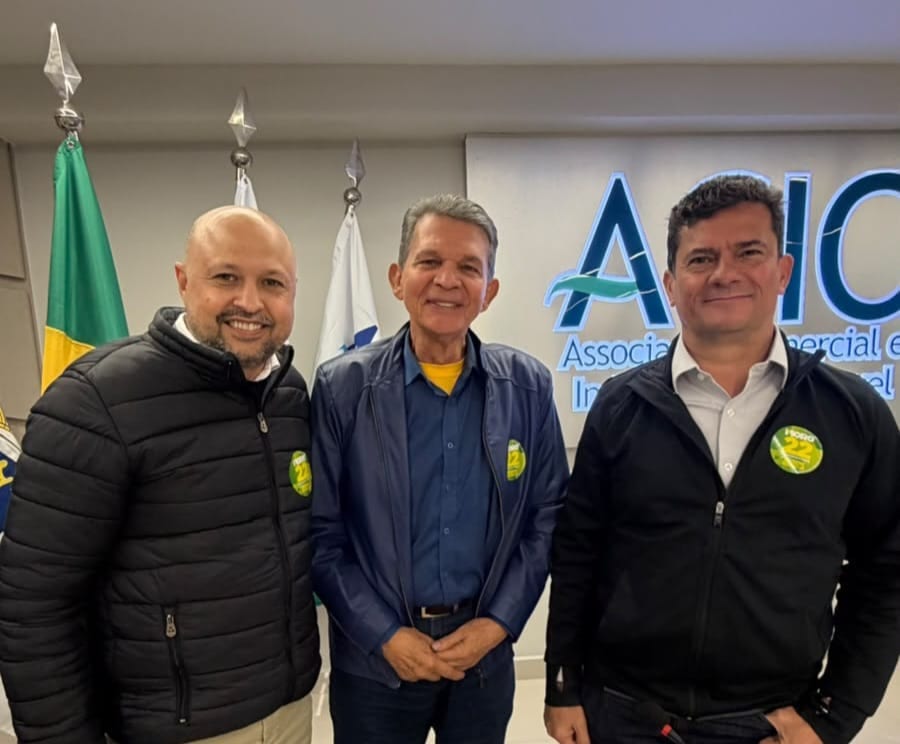 Silva e Luna acompanha Moro em agenda com empresários e caminhada em Cascavel