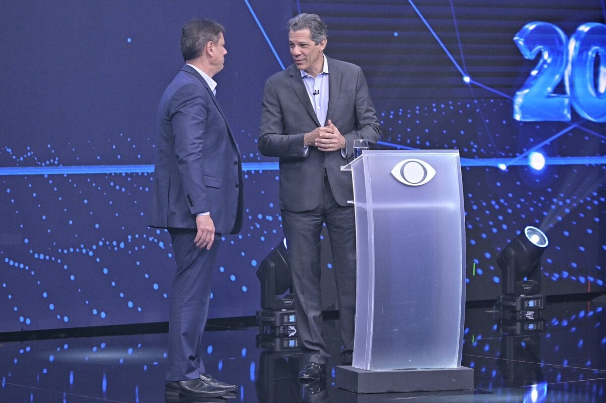 Debates em SP e CE colocam Lula e Bolsonaro em disputa acirrada
