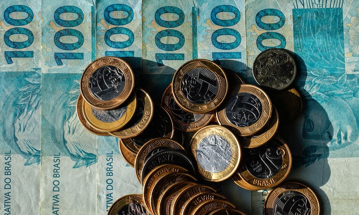 Orçamento de 2027 reserva R$ 44,8 bilhões para emendas impositivas