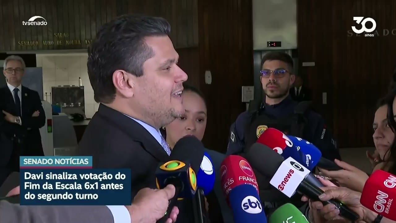 Vídeo: Davi diz que calendário especial para PEC do Fim da 6x1 depende de requerimento