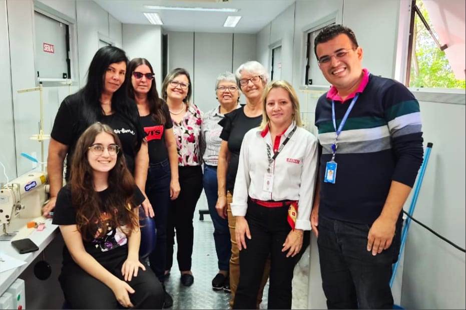 Itapevenses aprendem a produzir acessórios para pets em curso oferecido pelo Sebrae-SP
