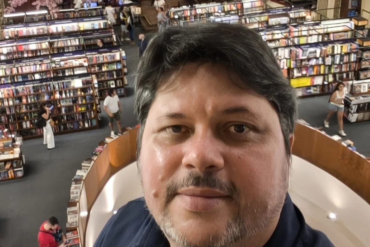 Governo da Argentina deporta jornalista brasileiro crítico de Javier Milei