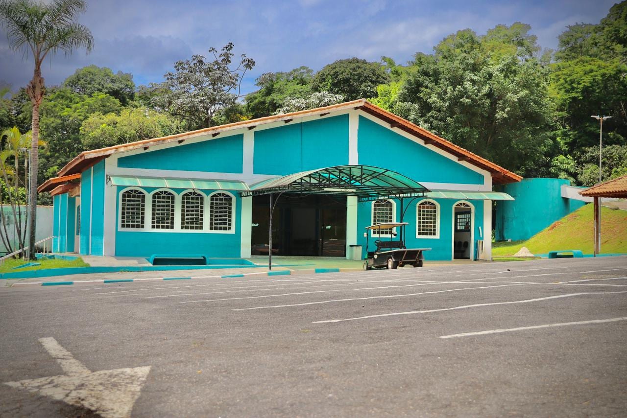 Prefeitura realiza exumação na Quadra 46 do Cemitério do Cambiri