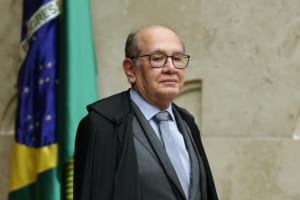 STF suspende julgamento sobre quórum para afastar normas anteriores a 1988