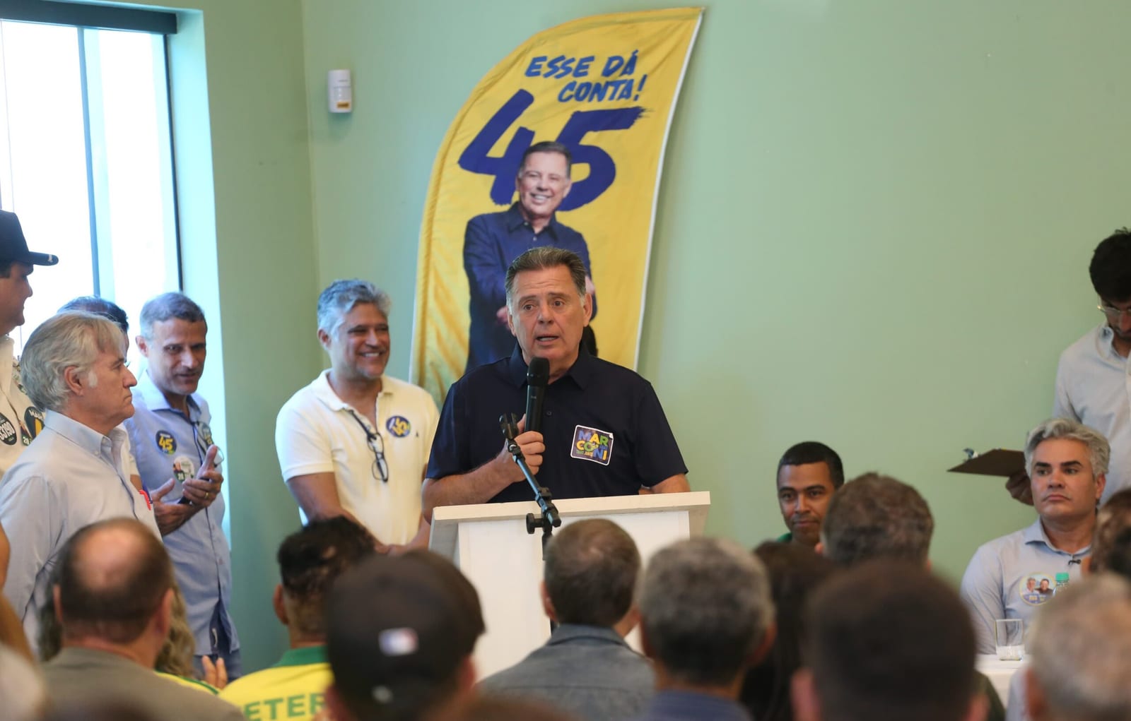 Marconi recebe apoio de associações de policiais e anuncia medidas para inativos