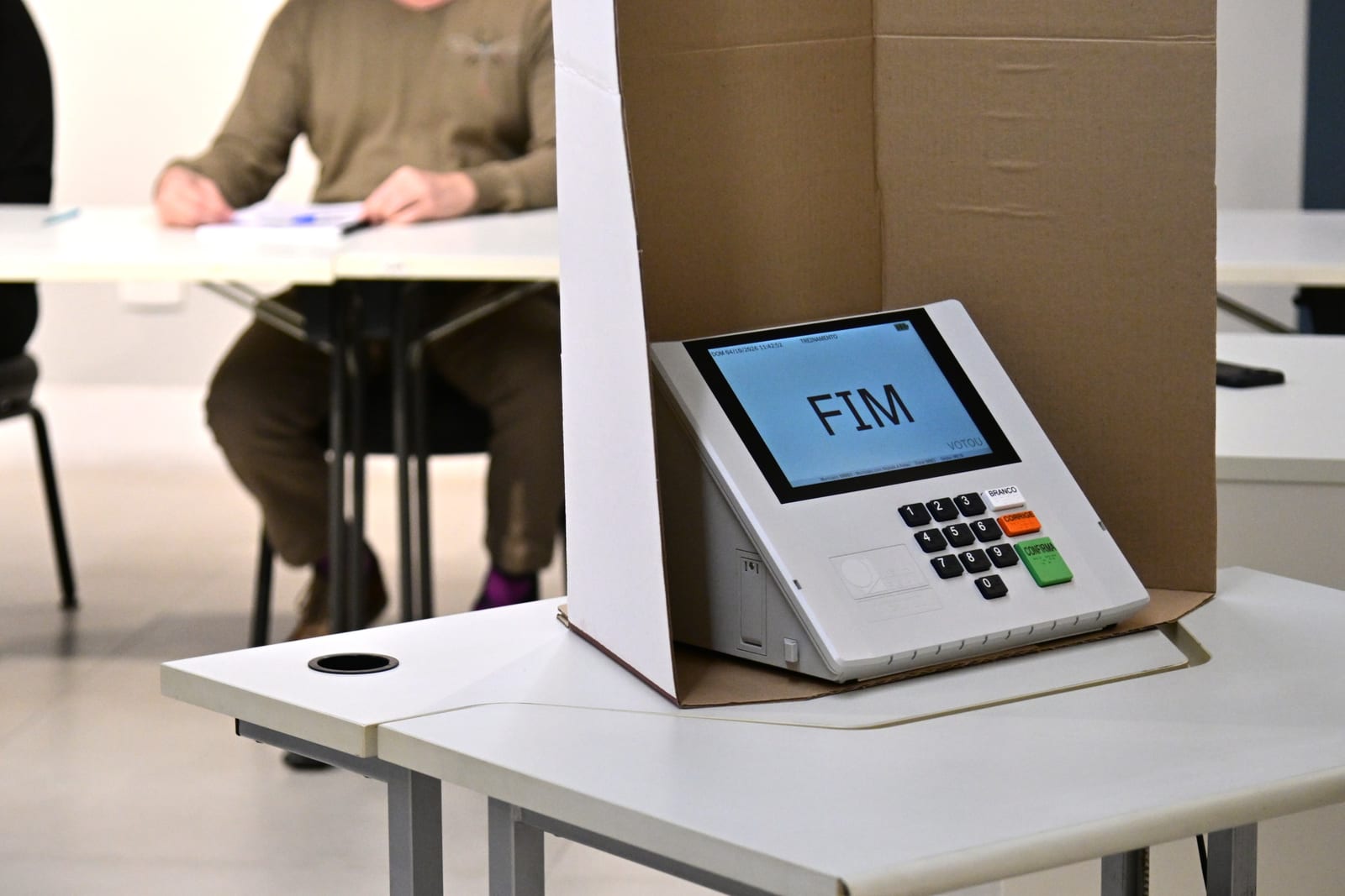 Eleições 2026: número de eleitores que não votaram cresce 10,34% na Baixada Santista; veja dados por cidade