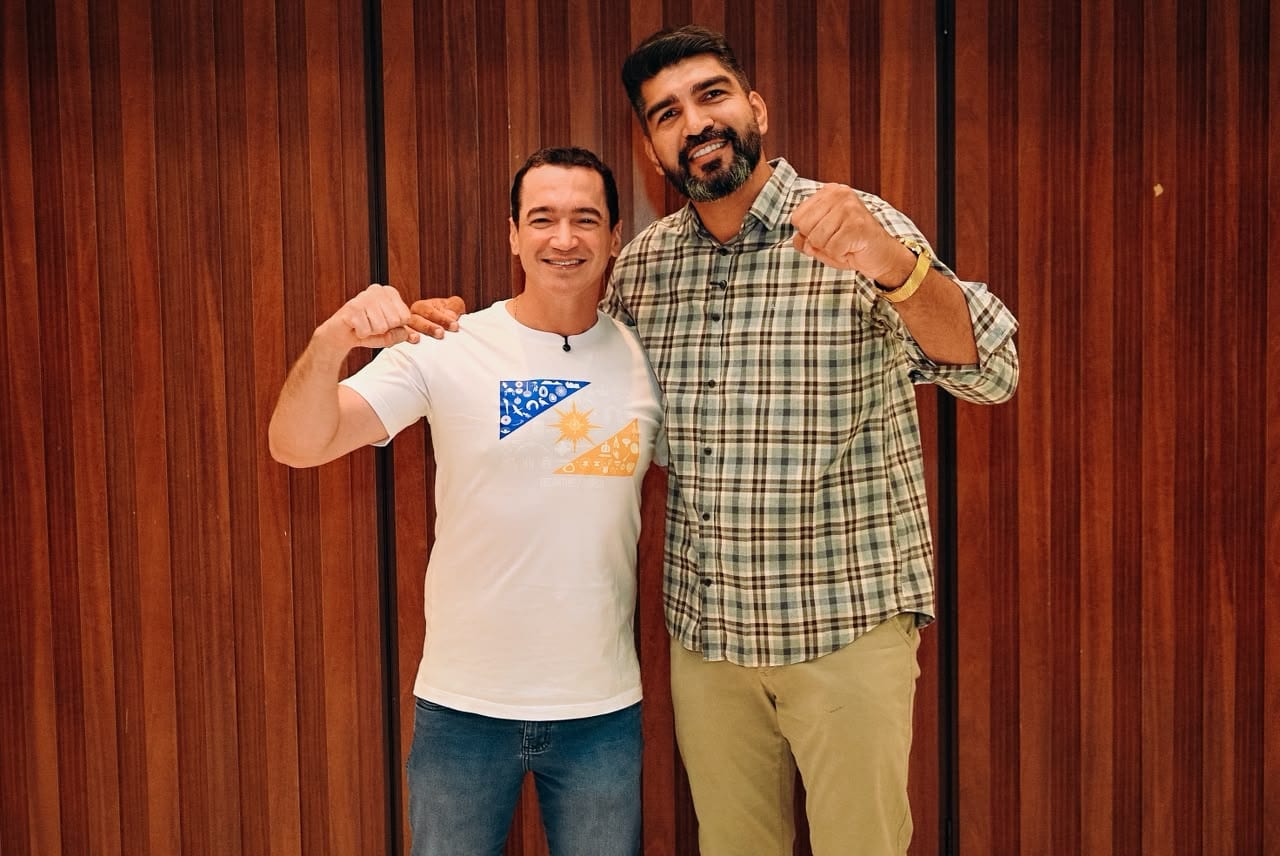 Prefeito Douglas Oliveira, vice Jean Vicente e sete vereadores de Carmolândia declaram apoio a Alexandre Guimarães ao Se