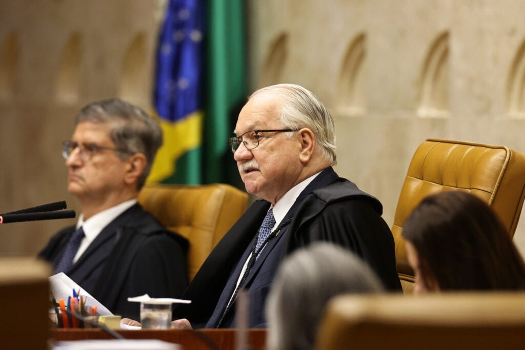 Ministro Fachin rejeita pedido de Fux para acessar inquérito sobre fake news