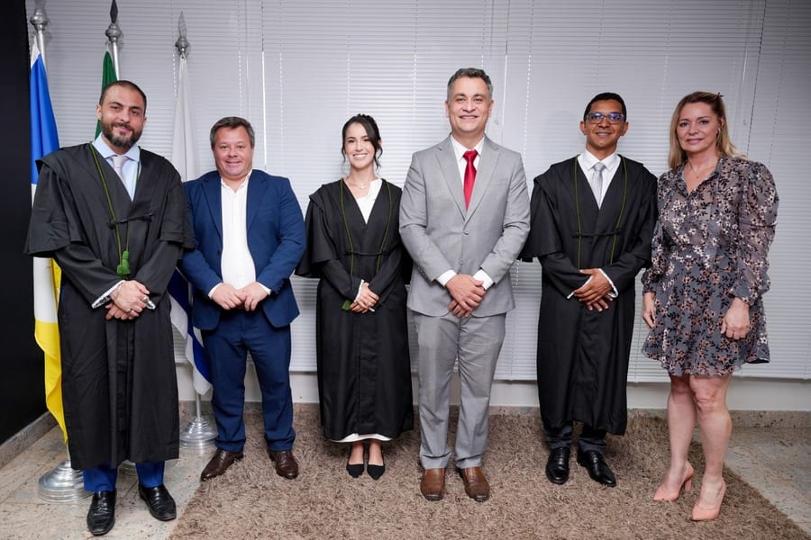 Três novos defensores públicos tomam posse no Tocantins; veja perfis