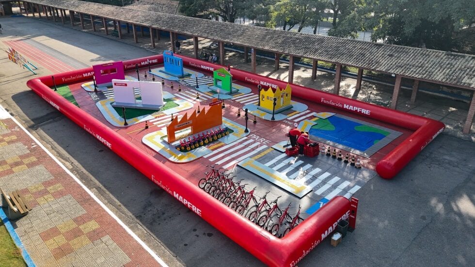 Programa ‘Na Pista Certa’ ensina educação no trânsito para crianças em Presidente Prudente