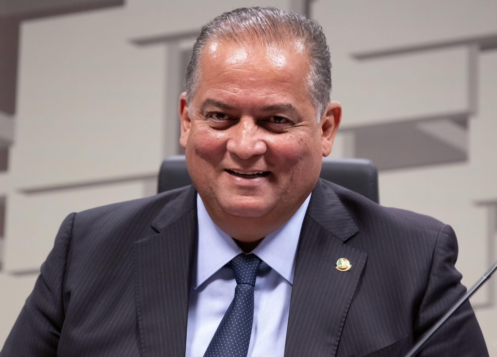 Eduardo Gomes é premiado como senador de destaque pelo Congresso em Foco