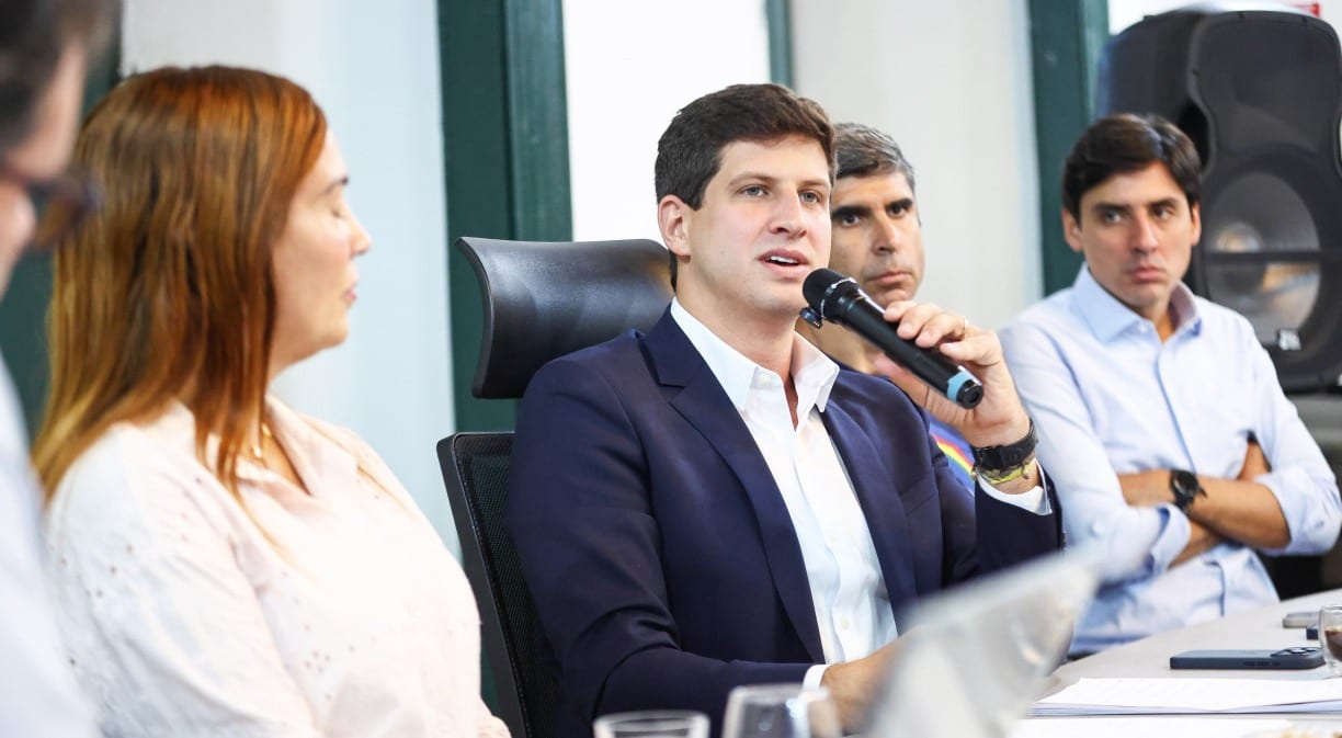 João Campos defende ofensiva contra facções e reforço da Polícia Civil