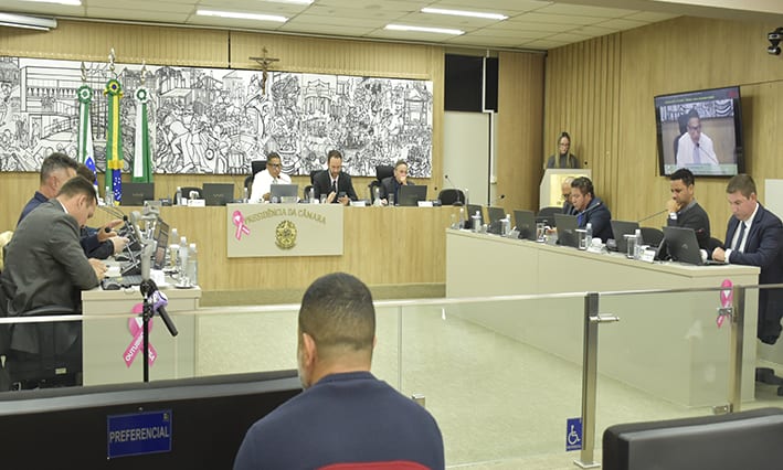 Câmara de Colombo analisa projetos de planejamento orçamentário para 2027