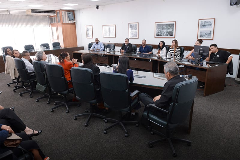 Encontro na Câmara debate condições de trabalho na enfermagem