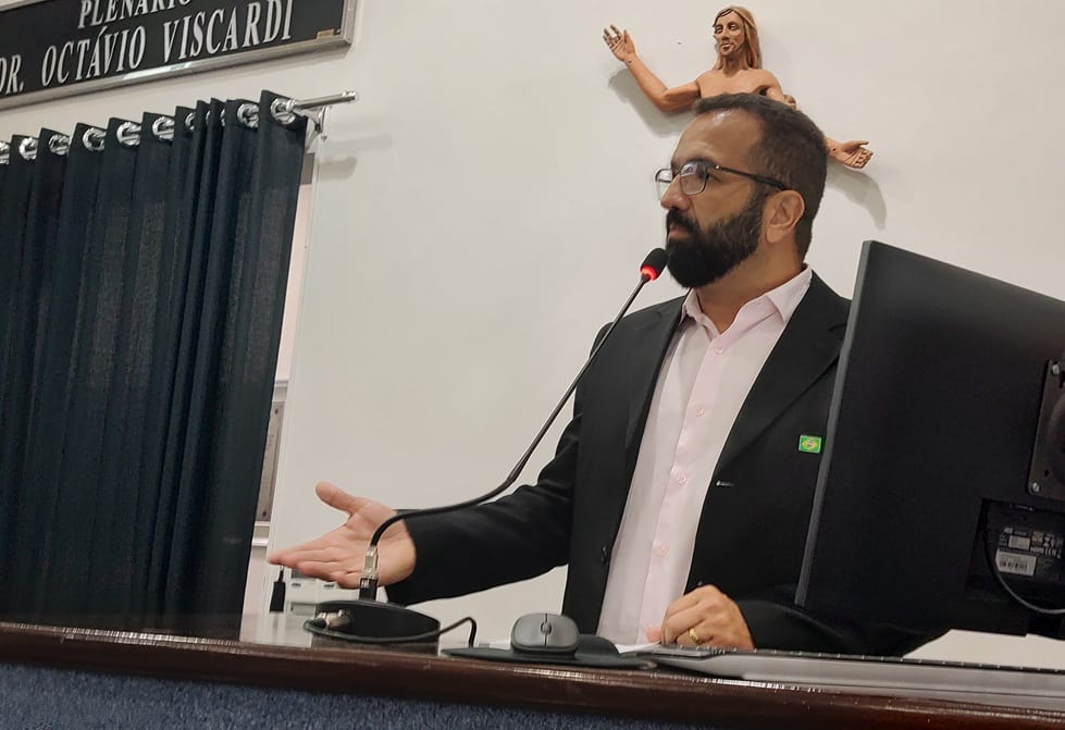 Vereador propõe teto de R$ 200 mil para cachês de shows em Votuporanga