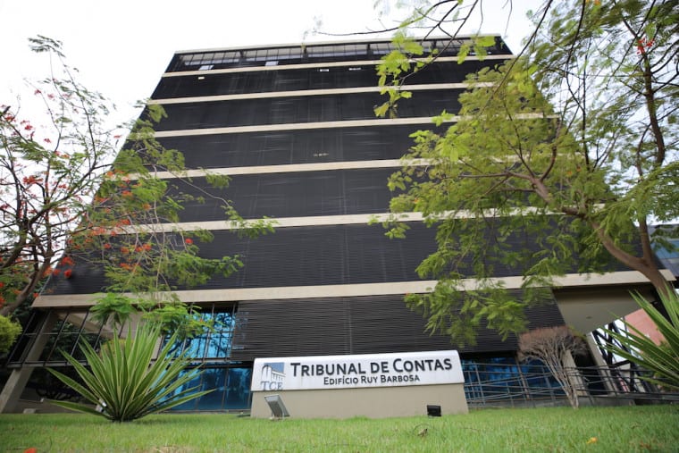 TCE-TO transforma apuração sobre contrato da FAPT em representação por falta de registros