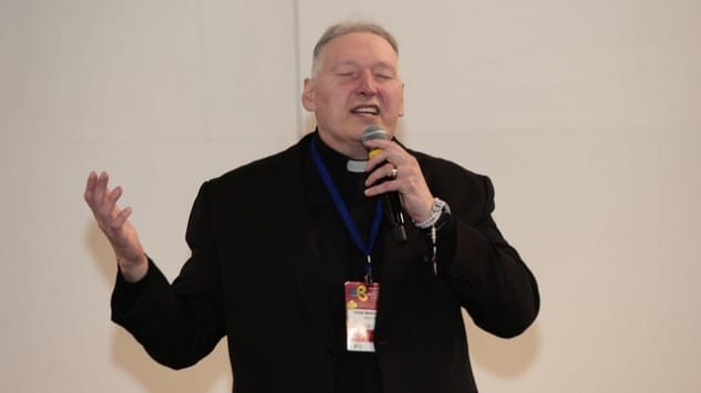 O que pensamos importa: padre Marcelo Rossi aproxima espiritualidade e saúde mental
