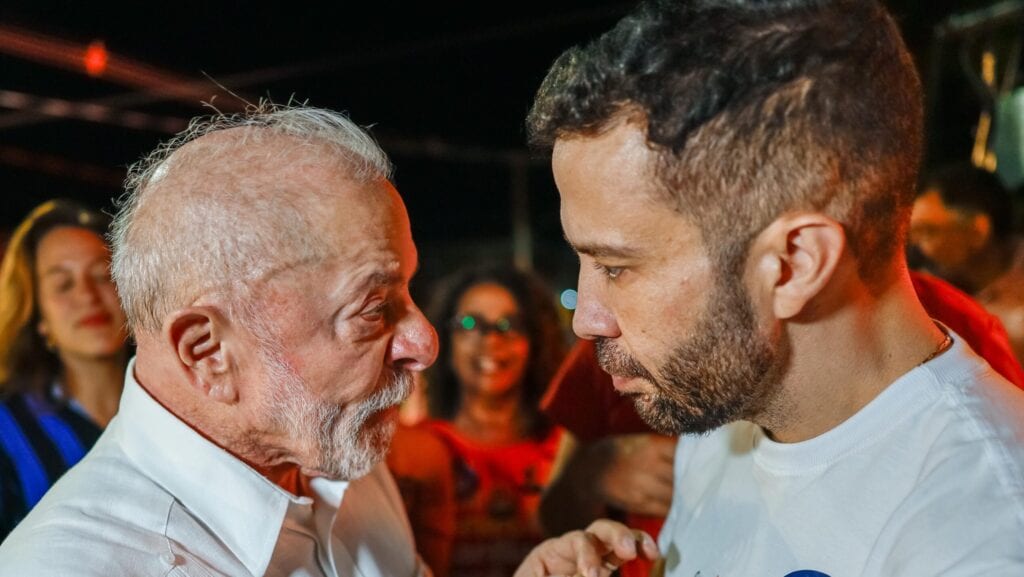 Exército de Lula: conheça o canal de Janones no WhatsApp