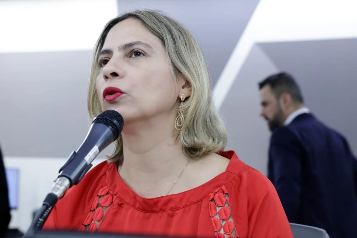 Em MG, deputada do PT propõe listar empresas que praticam assédio eleitoral