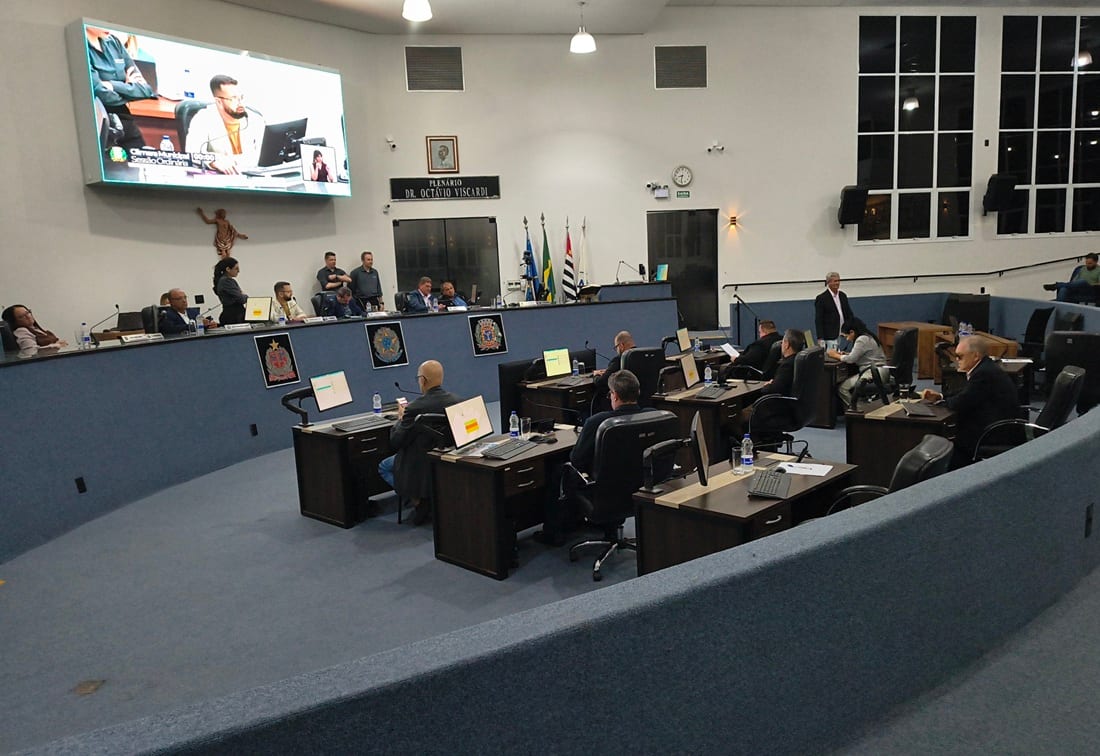 Câmara vota mudanças no título “Educador Nota 1000” na sessão de terça-feira