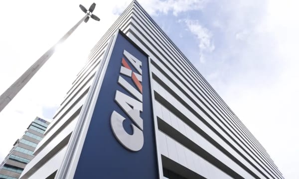 Funcionários da Caixa rejeitam proposta; greve segue por tempo indeterminado