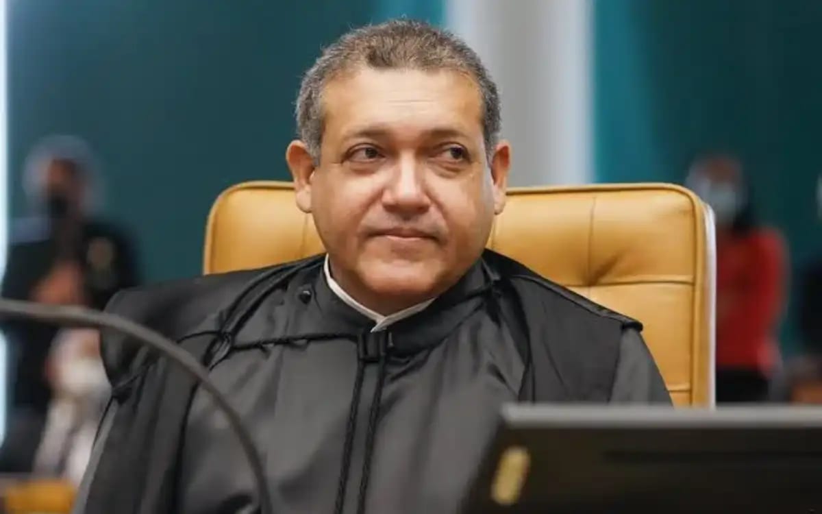 Nunes Marques avalia pedido que pode levar a soltura de Jair Bolsonaro