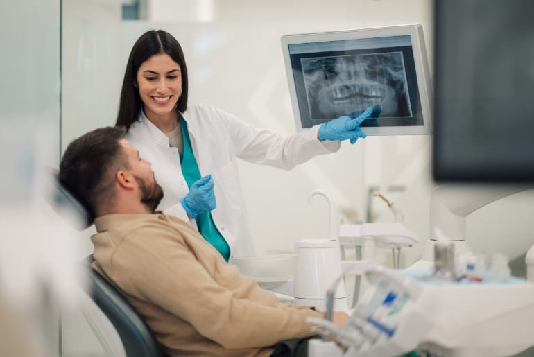 Brasil Sorridente: SUS organiza atendimento odontológico desde 2004