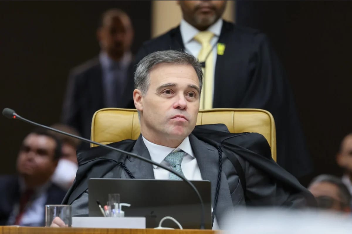 PGR diz a Fachin não ver abuso de André Mendonça no Caso Master