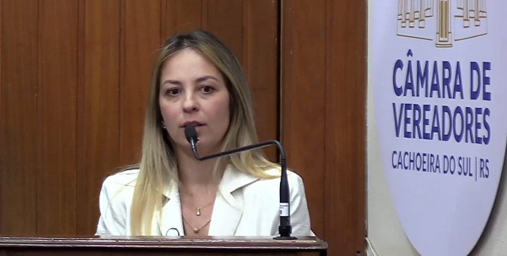 Vereadora diz que assessor do prefeito a intimidou em sessão