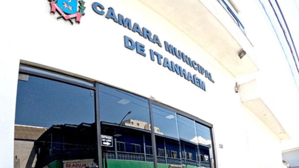 Câmara de Itanhaém abre concurso com 27 vagas e salários até R$ 7.097