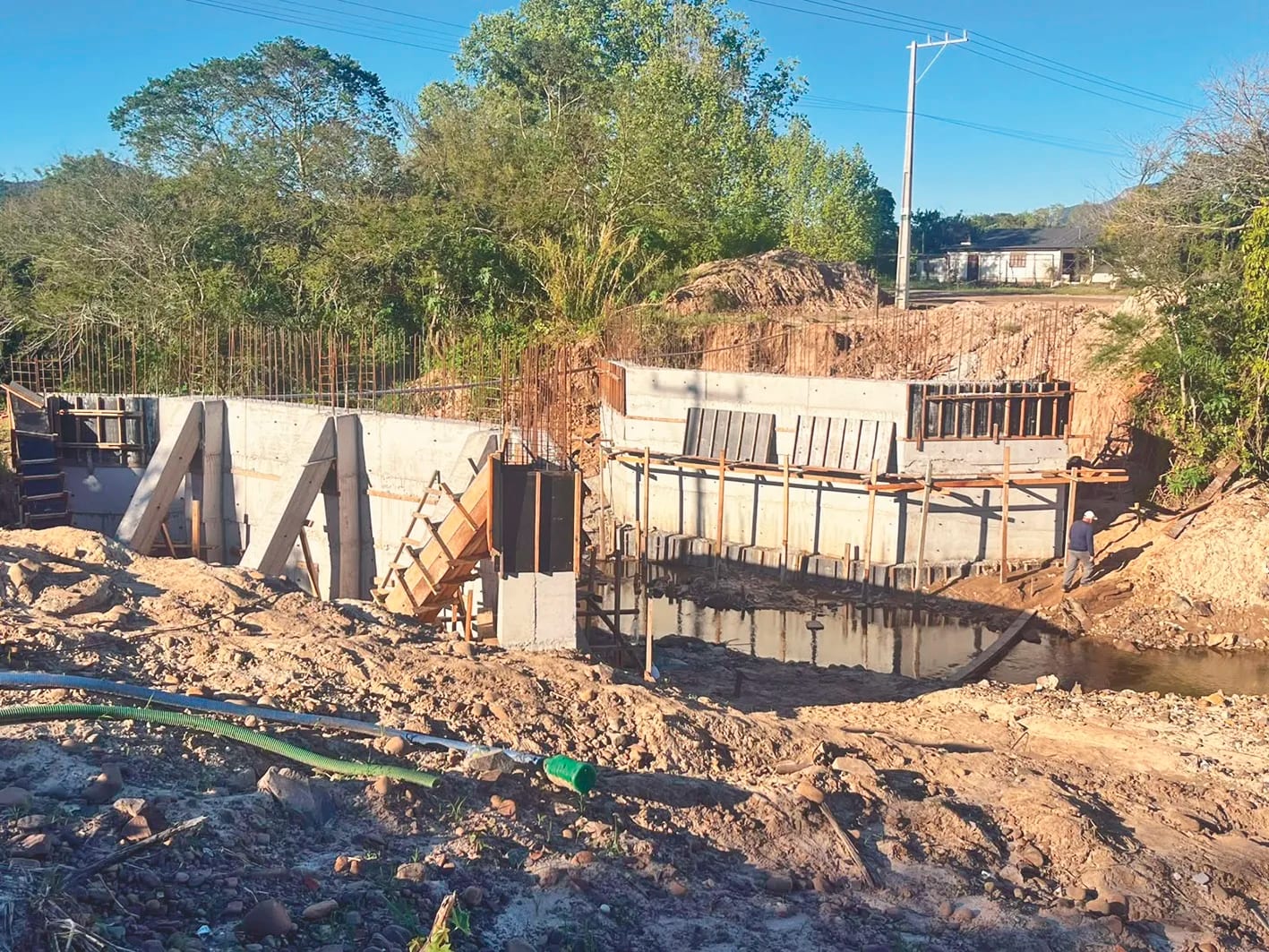 Obra da ponte da Linha Palmeira avança; concretagem será concluída nos próximos dias