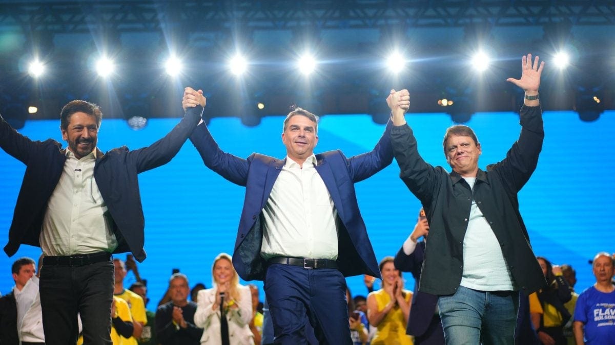 Tarcísio e Nunes mobilizam 300 prefeitos para o ato do 7 de Setembro