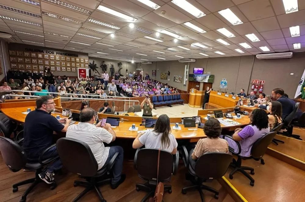 Câmara de Foz do Iguaçu debate direitos e políticas para fibromialgia
