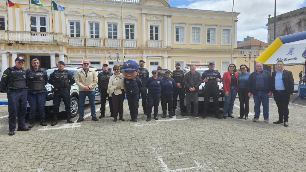 Rio Grande recebe 3 viaturas: 2 para Guarda e 1 para Defesa Civil