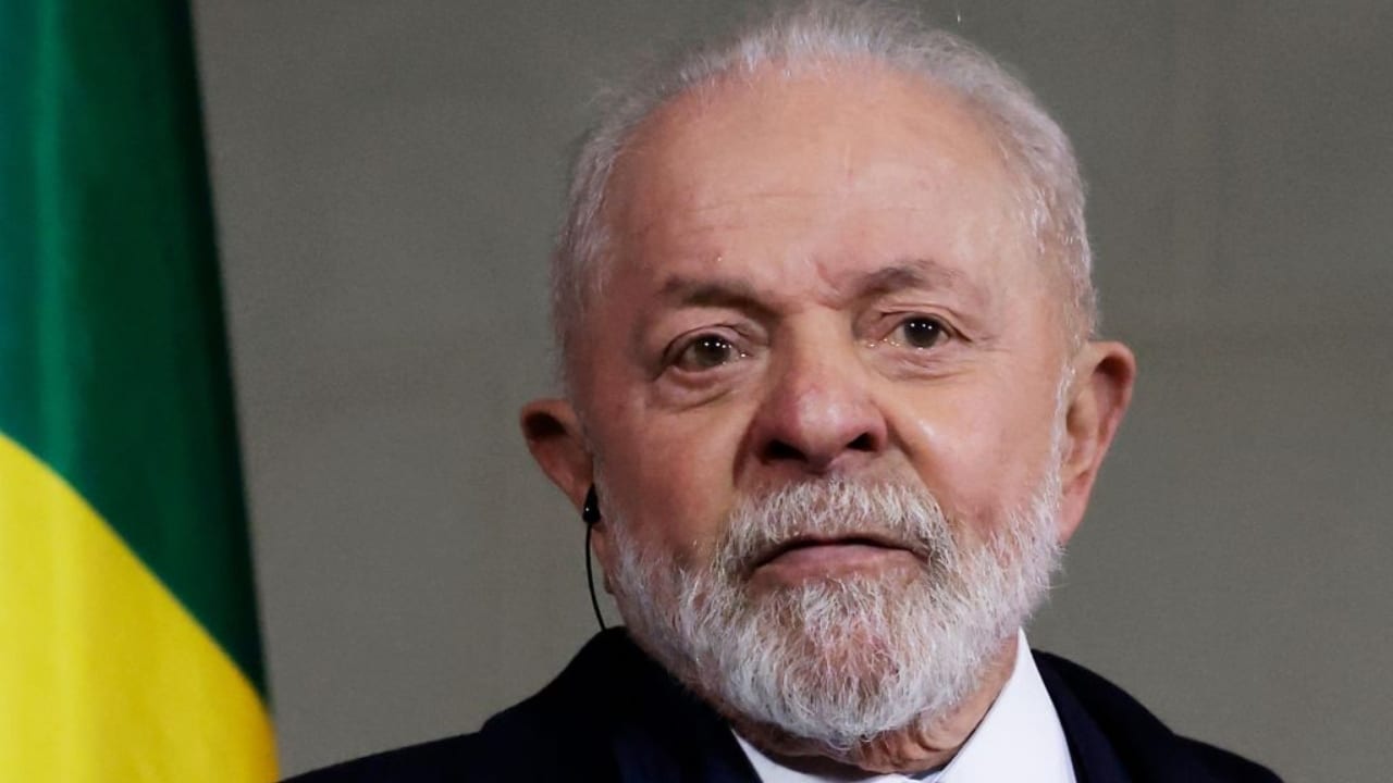 Fichas sindicais dos anos 1970 detalham trajetória operária de Lula no ABC