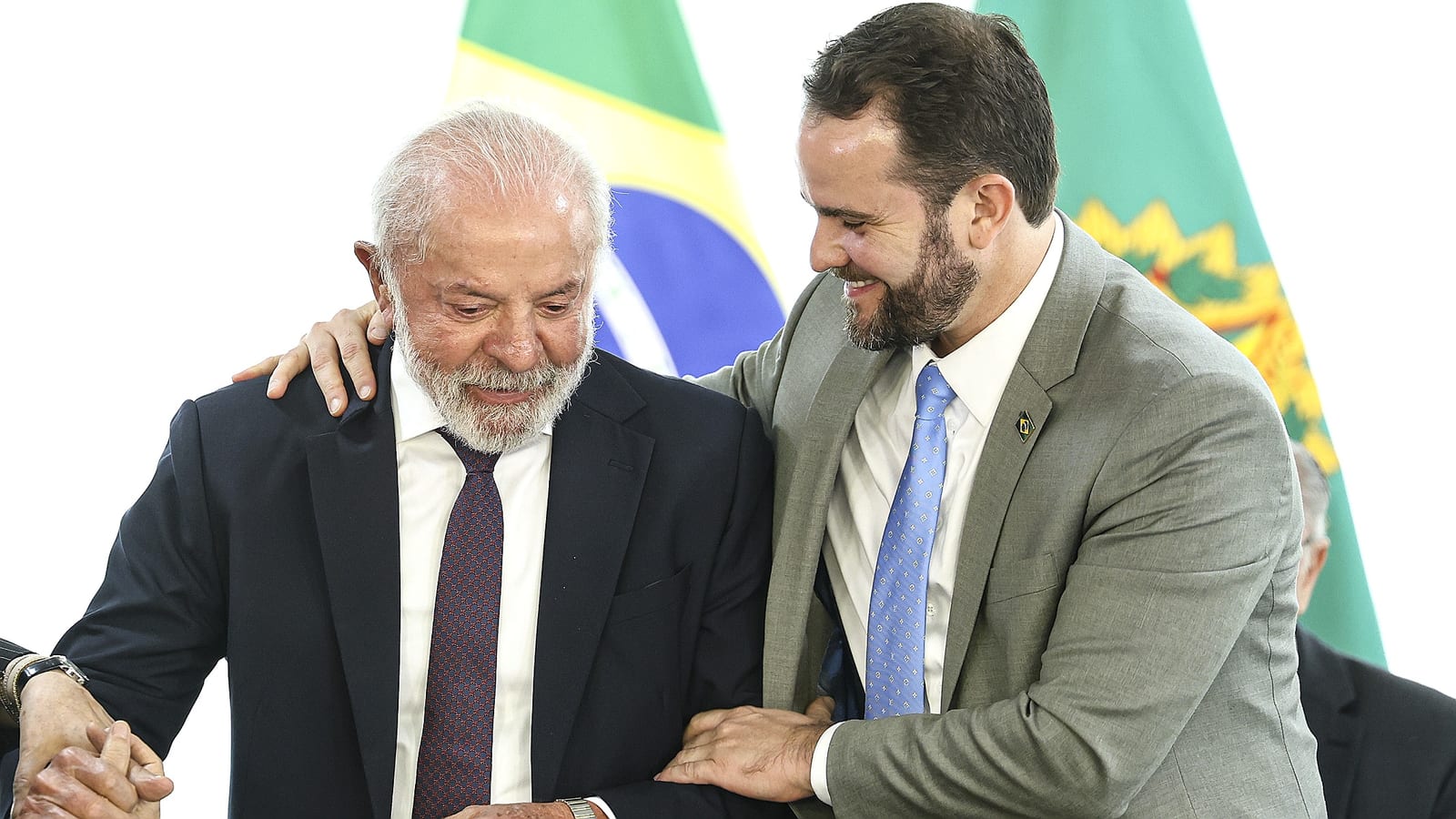 Durigan oferece remédio fraco para crise fiscal