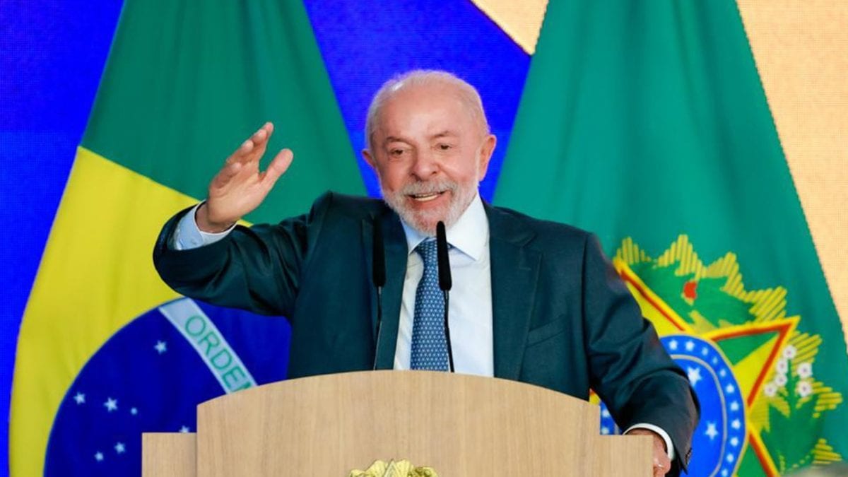 Lula: 'o empresariado chia' ao comentar fim da escala 6×1