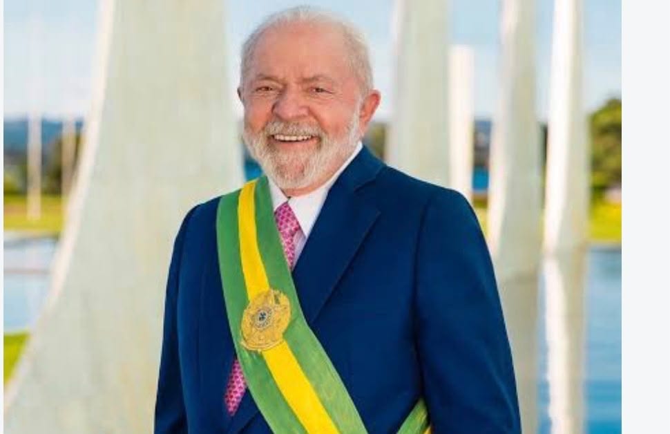 Lula faz novo aceno ao povo com medidas para aliviar dívidas e beneficiar MEIs