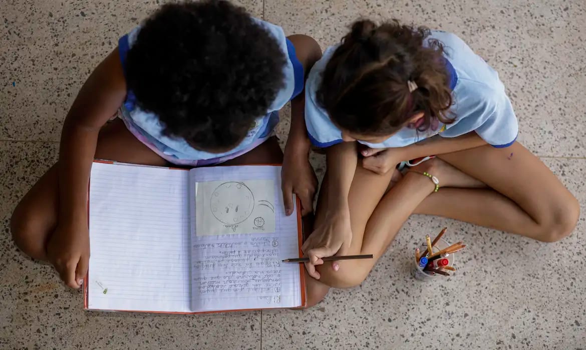 BRASIL. Dados divulgados pelo MEC apontam que educação antirracista avança nas escolas desde 2024