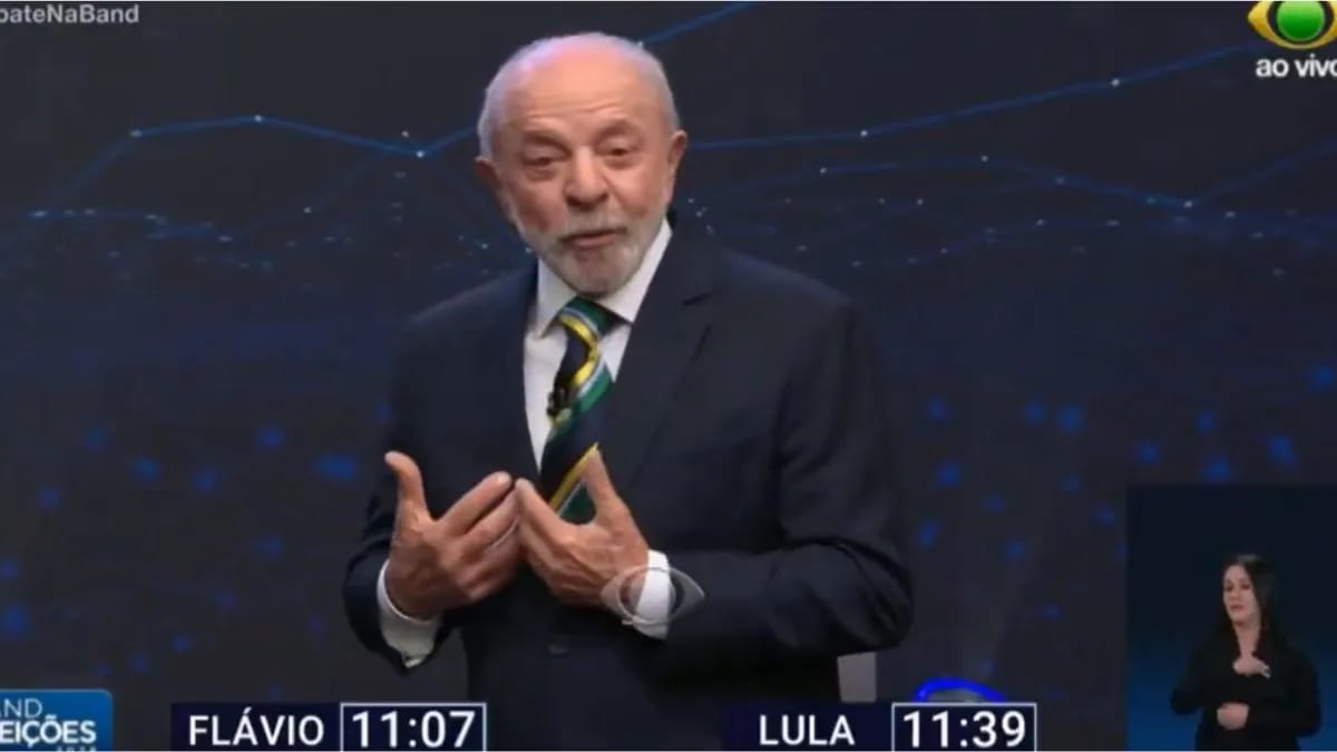Lula defende Lulinha e diz acreditar na inocência do filho