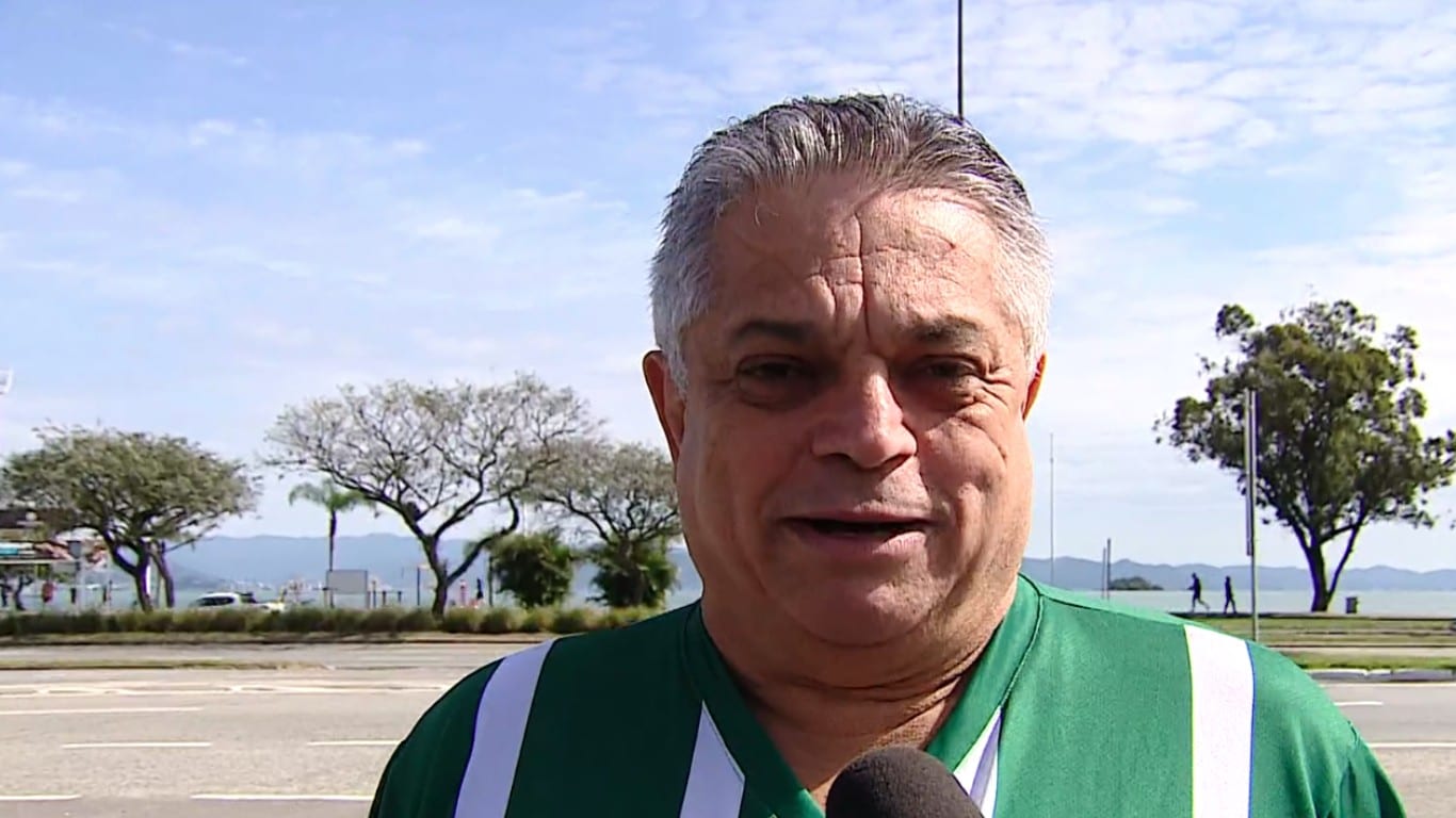 João Rodrigues defende privatizar a Casan para recuperar balneabilidade das praias
