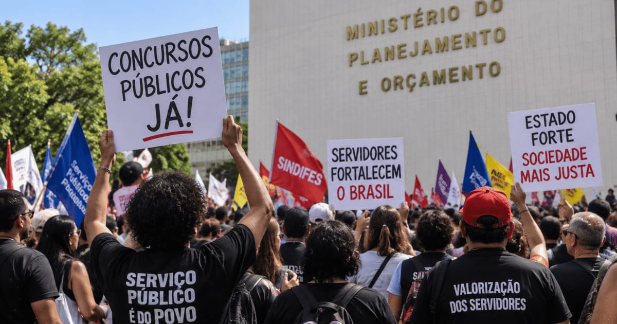 Lula e Flávio Bolsonaro: o que muda para servidores e concursos públicos?
