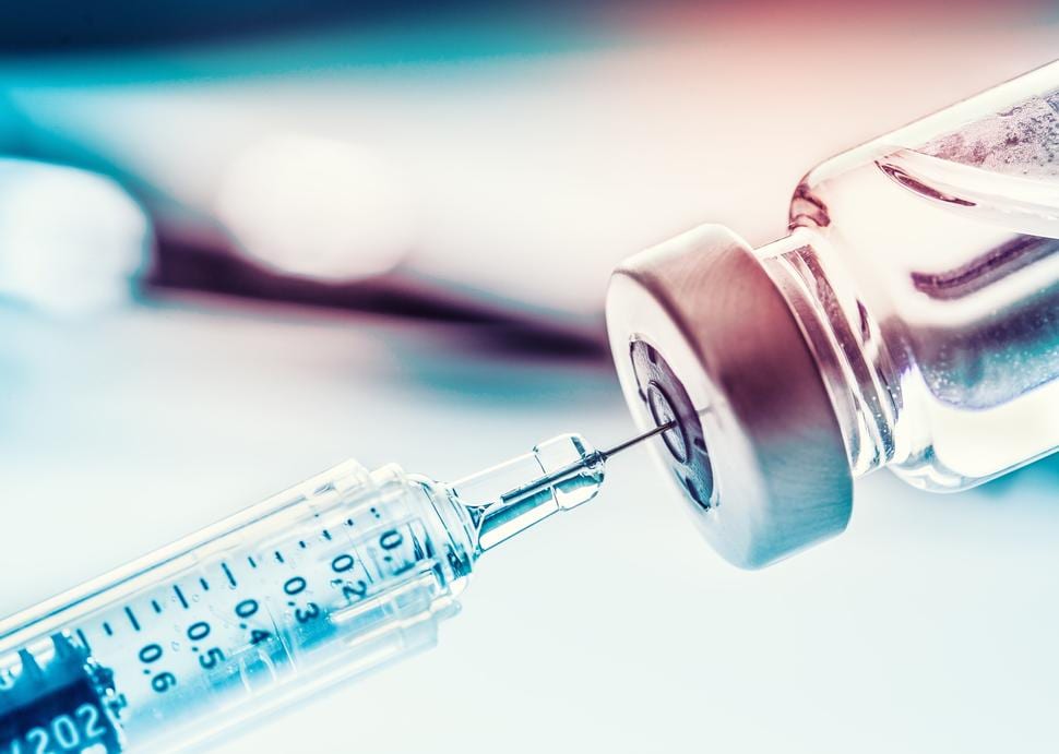 OMS anuncia início de primeiro estudo clínico de vacina contra o Ebola