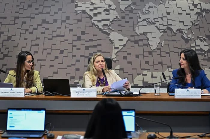 Especialistas defendem integração de sistemas digitais de proteção às mulheres