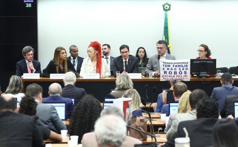 Votação no Senado sobre o fim da escala 6×1 deve acontecer nesta quarta; entenda