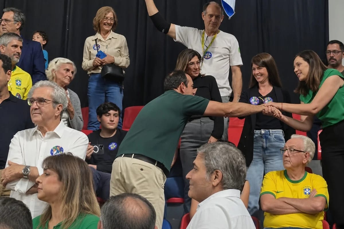 Roscoe celebra apoio de Cleitinho a Flávio Bolsonaro em evento em BH