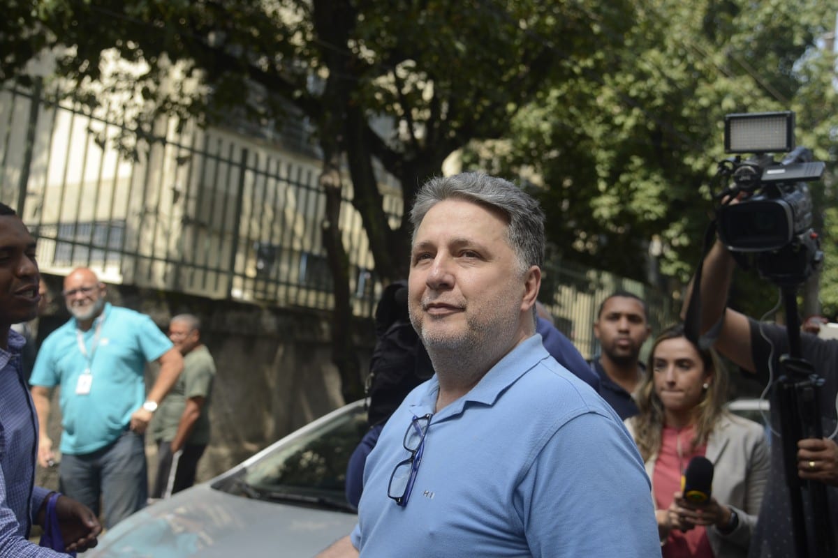 Comando de IA aparece no plano de governo de Anthony Garotinho