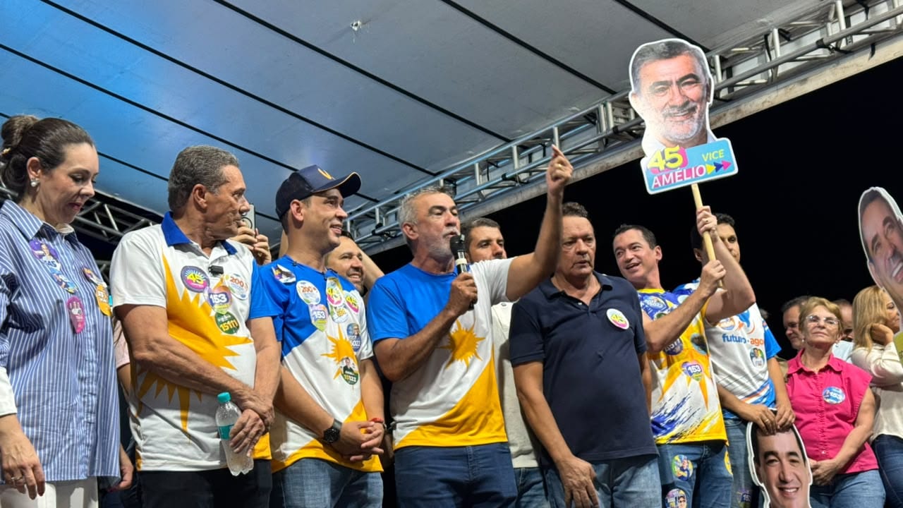 Amélio, a três dias da eleição, diz no último comício: “o projeto é do povo”