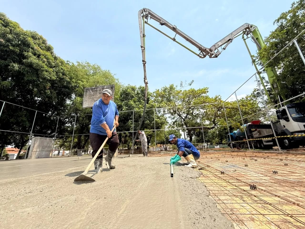 Quadra poliesportiva da Arse 91 passa por reforma em mais uma obra da Prefeitura de Palmas